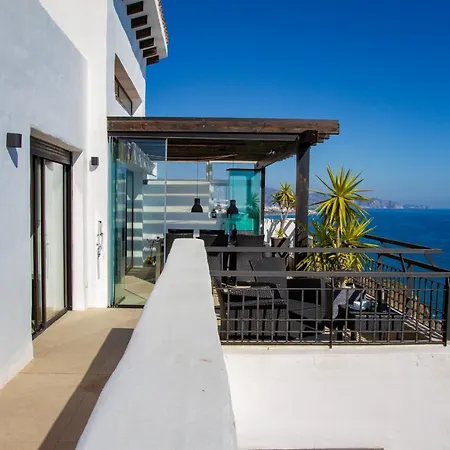 Penthouse Calaceite Blanco - Near Costa And Nerja