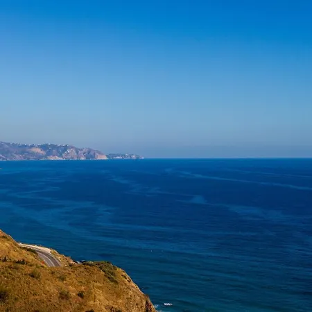 Penthouse Calaceite Blanco - Near Costa And Nerja Apartment *